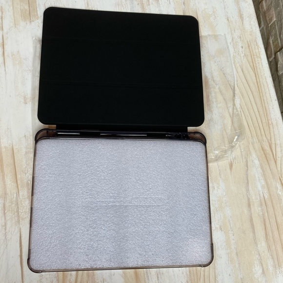 💛iPad case iPad Pro 11 - Picture 2 of 4